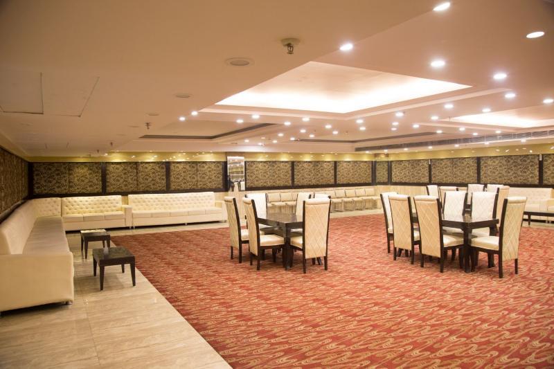 גורגאון Bluemont Beacon Hotel New Delhi מראה חיצוני תמונה