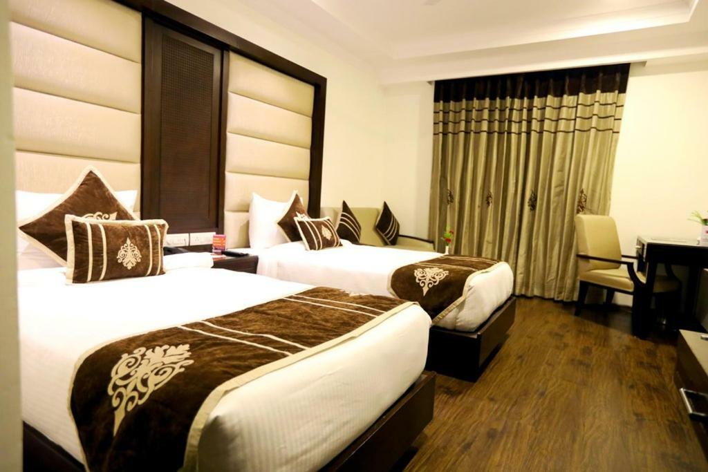 גורגאון Bluemont Beacon Hotel New Delhi מראה חיצוני תמונה