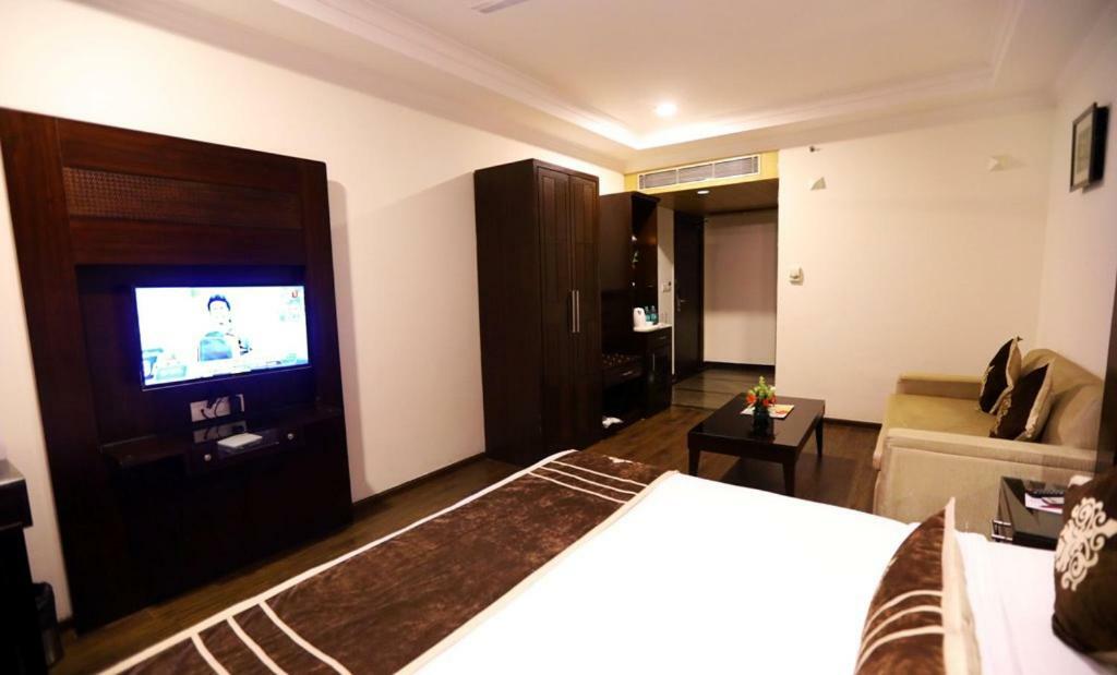 גורגאון Bluemont Beacon Hotel New Delhi מראה חיצוני תמונה