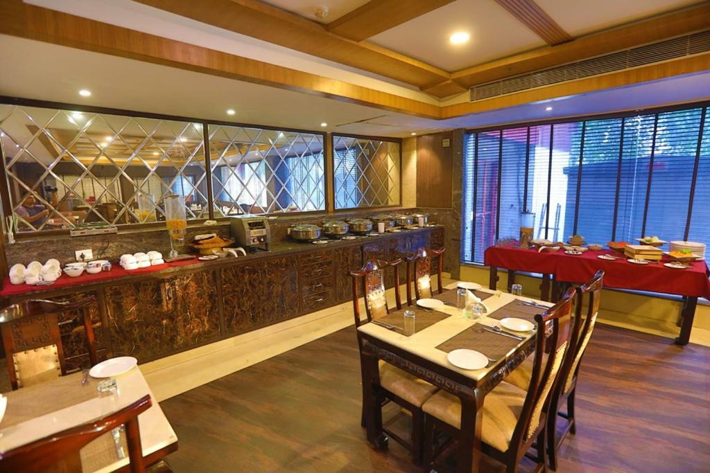 גורגאון Bluemont Beacon Hotel New Delhi מראה חיצוני תמונה